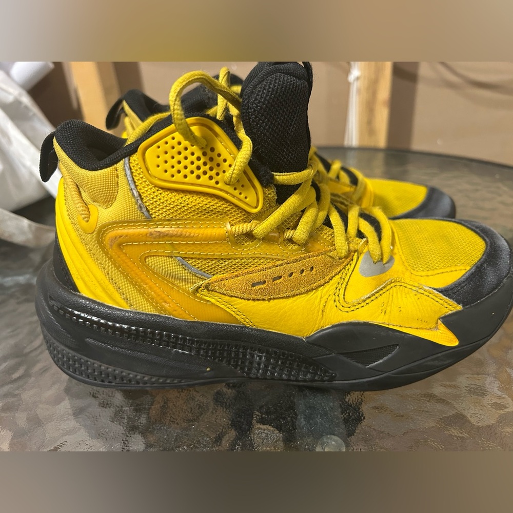 Kids Yellow and Black Sneakers